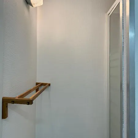 3-person Cozy Place In The Center Of