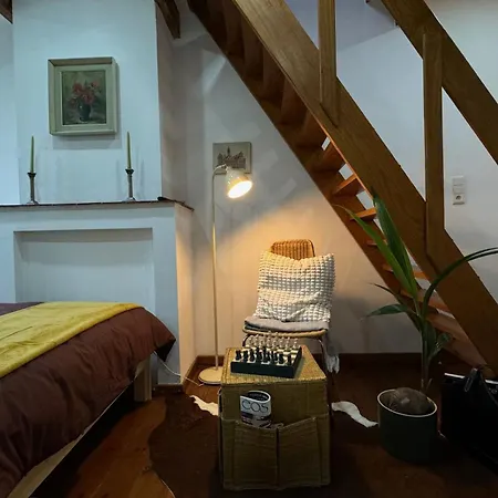 3-person Cozy Place In The Center Of Apartment Ghent